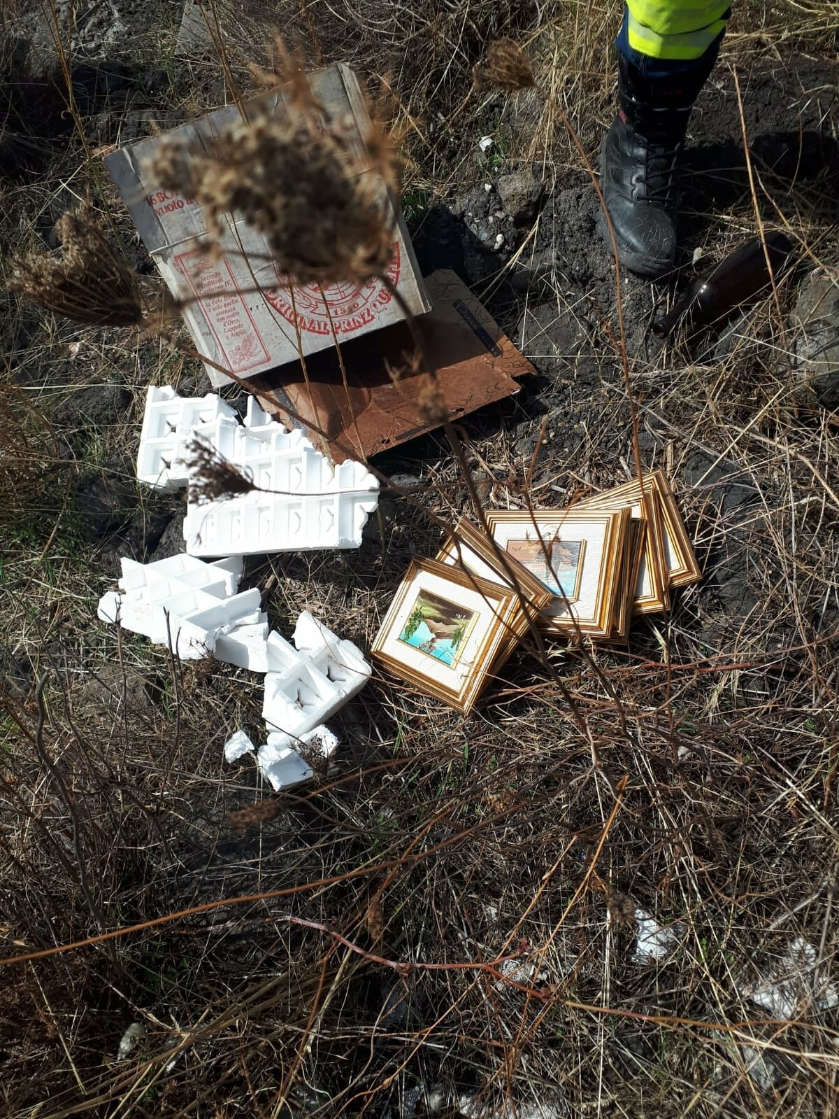 002-12.jpg 002-12.jpg