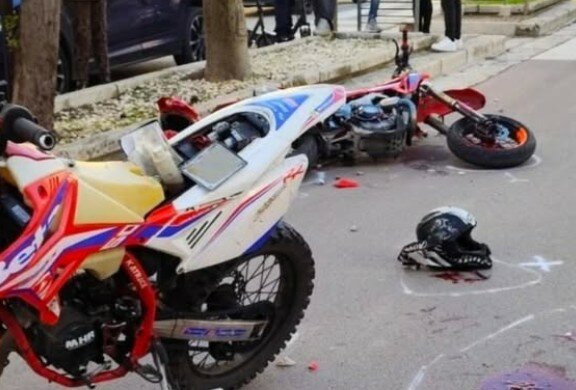 Scontro tra due moto, Gabriele non ce la fa