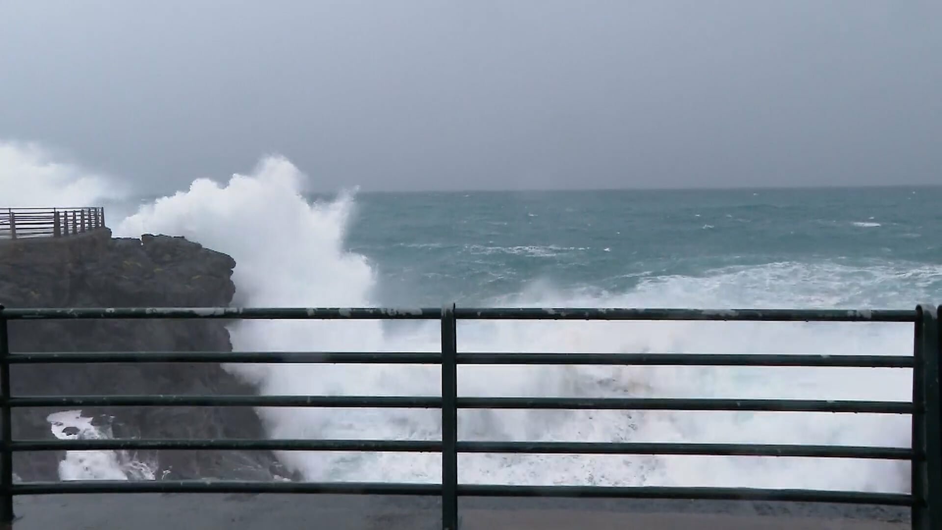 Il Mediterraneo si alza, ecco cosa rischia la Sicilia