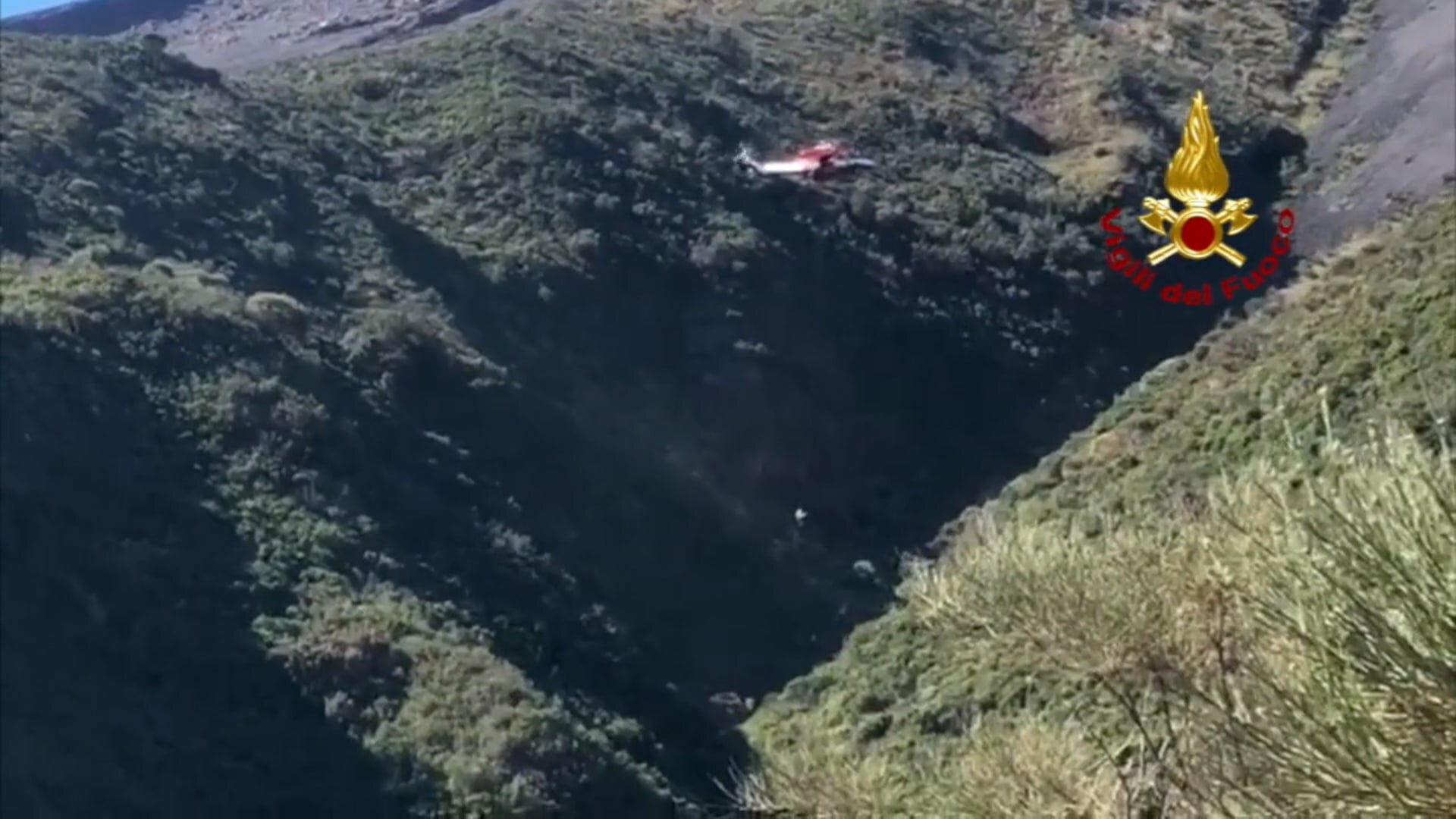 Turista salvato in una scarpata