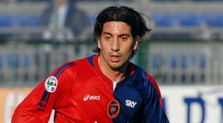 Ex giocatore del Cagliari trovato morto in hotel