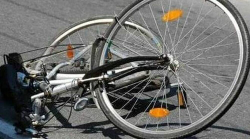 Il furgone lo investe: muore ciclista nel Catanese