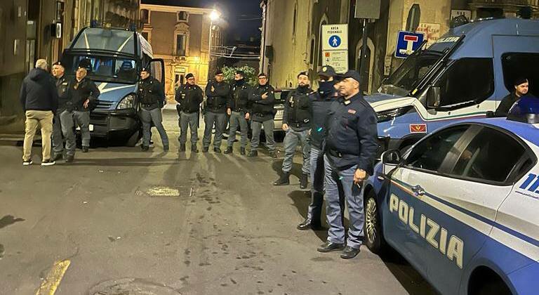 A Catania sgombero e proteste: 'E' il consultorio'