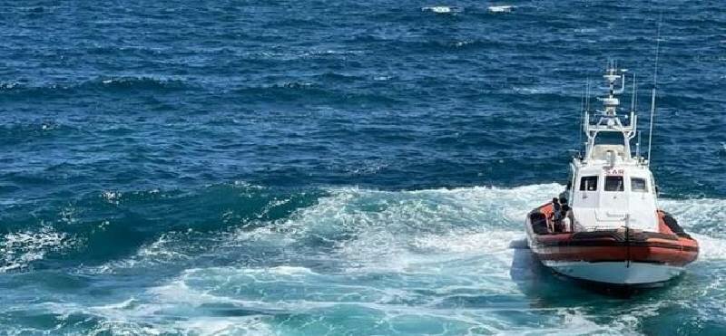 Trapani: affonda imbarcazione, salvate 5 persone