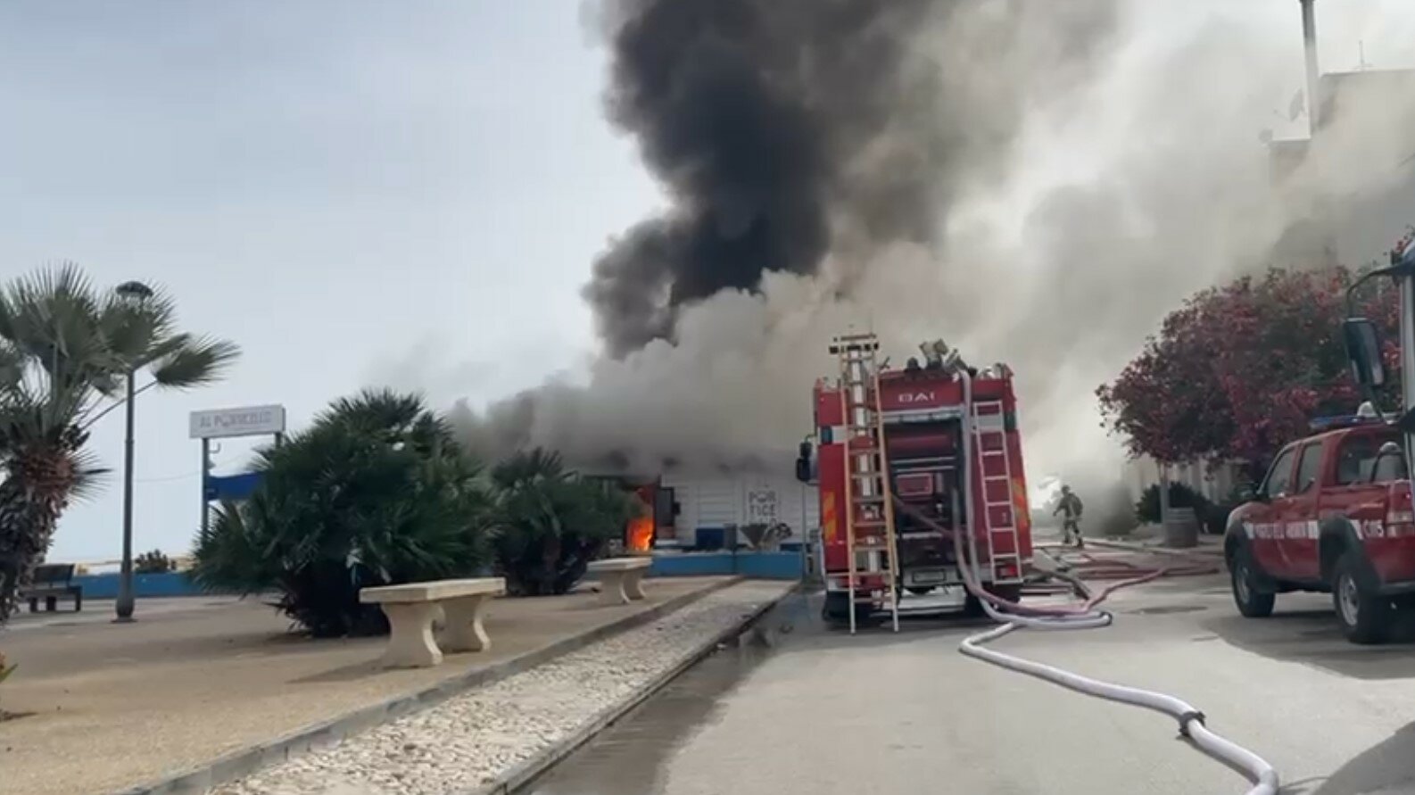 In fiamme ristorante sul lungomare di Sciacca