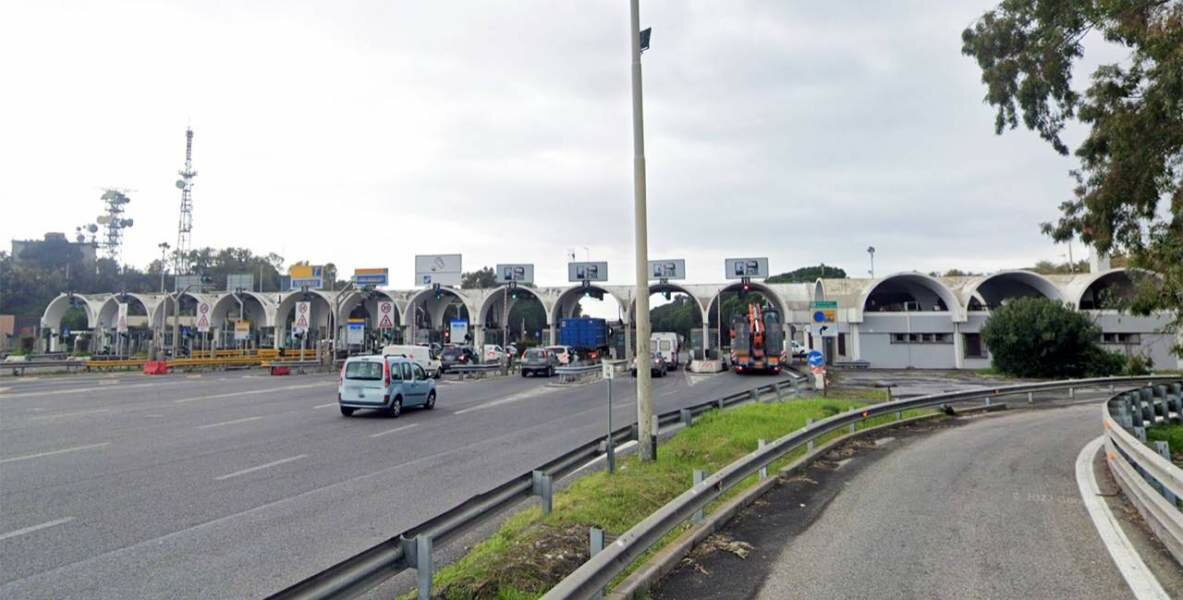 Tempi duri sulla A18: una sola corsia tra Acireale e San Gregorio