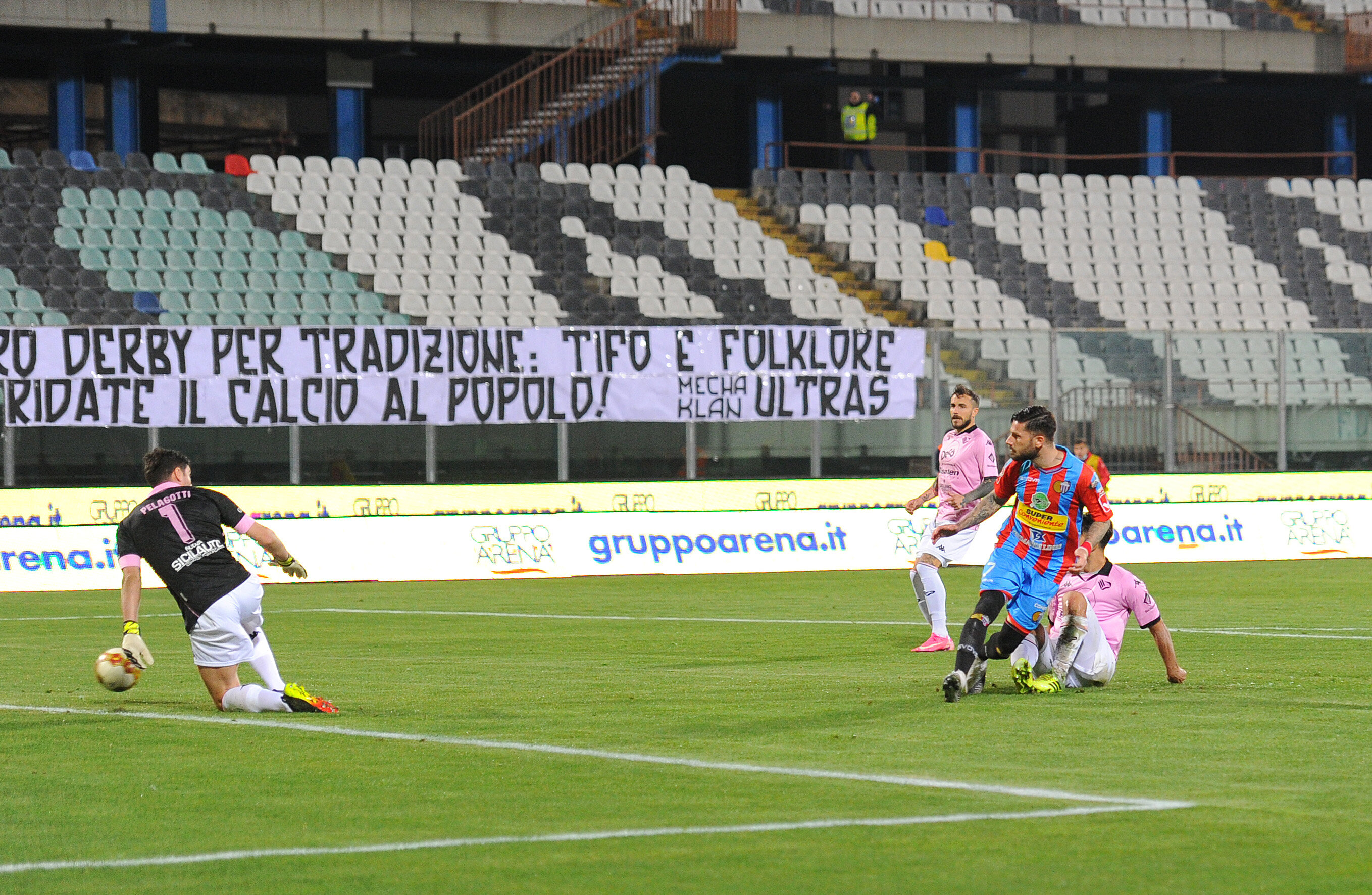Catania, derby a pranzo