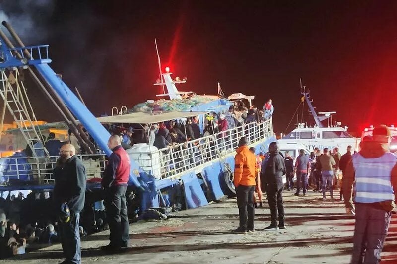 Naufragio al largo di Lampedusa: 6 morti