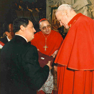 16-visita-papa-nov-90-2%20(1).jpeg