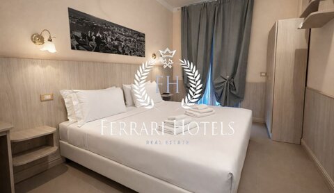 Hotel 3 stelle in vendita a Genova