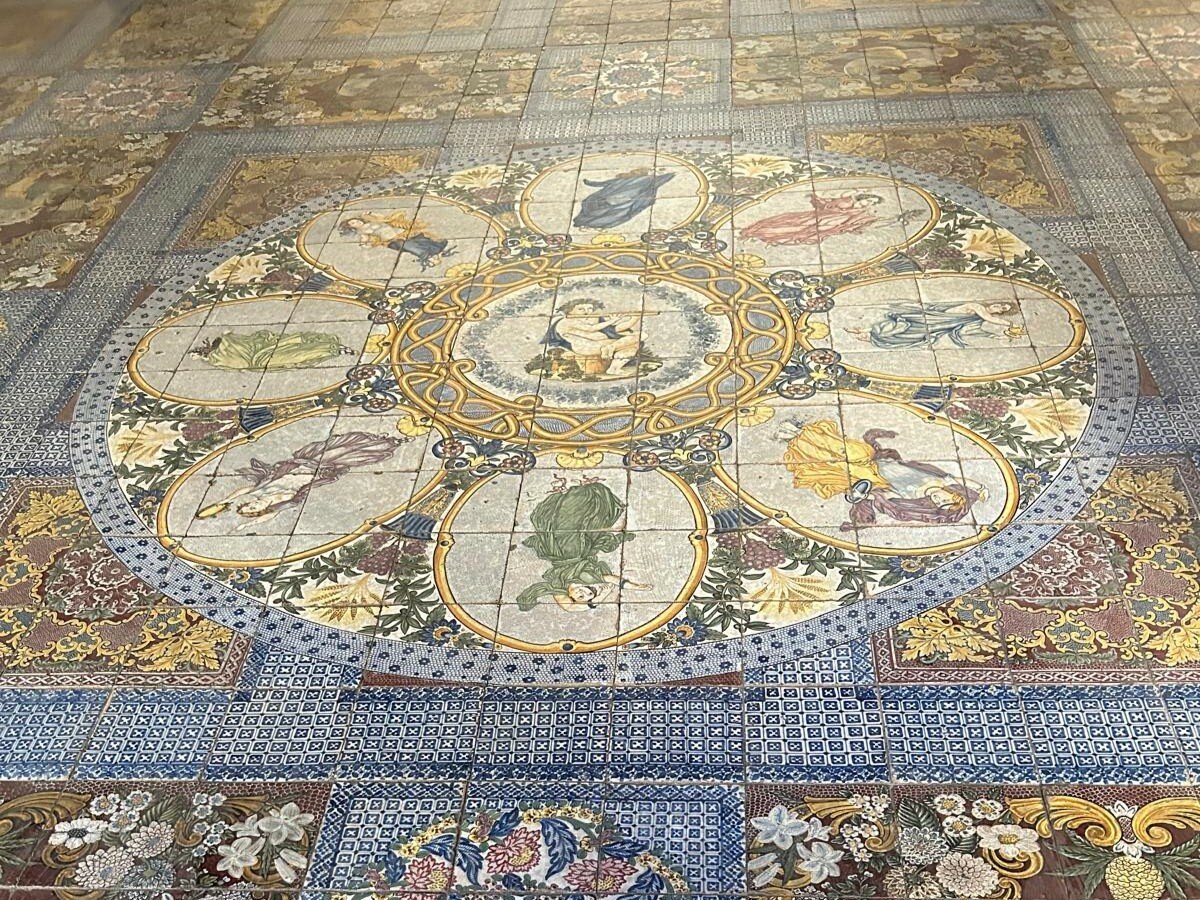 palazzo-pennisi_219768---copia.jpeg