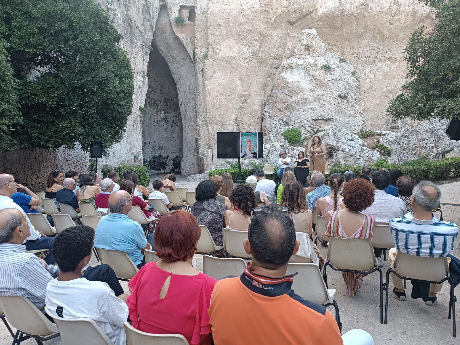All'Orecchio di Dionisio il tempo incontra la cura. Dal reparto alla comunità: il progetto 