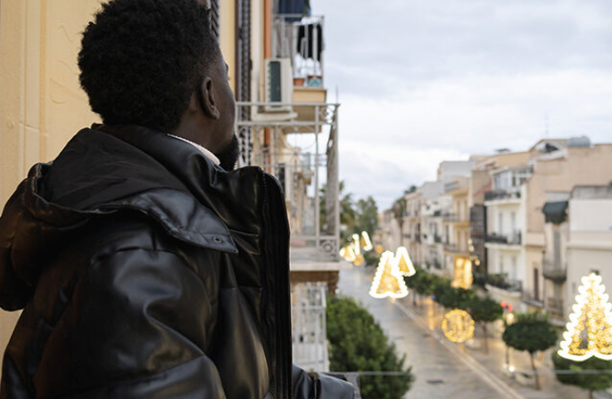 Il doppio viaggio di Yerro: da Marsala al riscatto, ora in gara a “Oltre il ghetto”