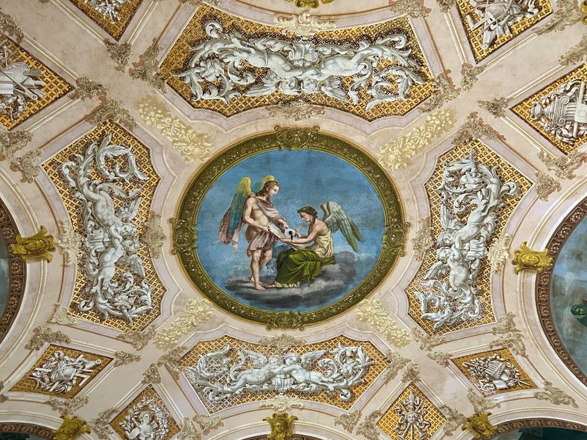 palazzo-pennisi_219771---copia.jpeg