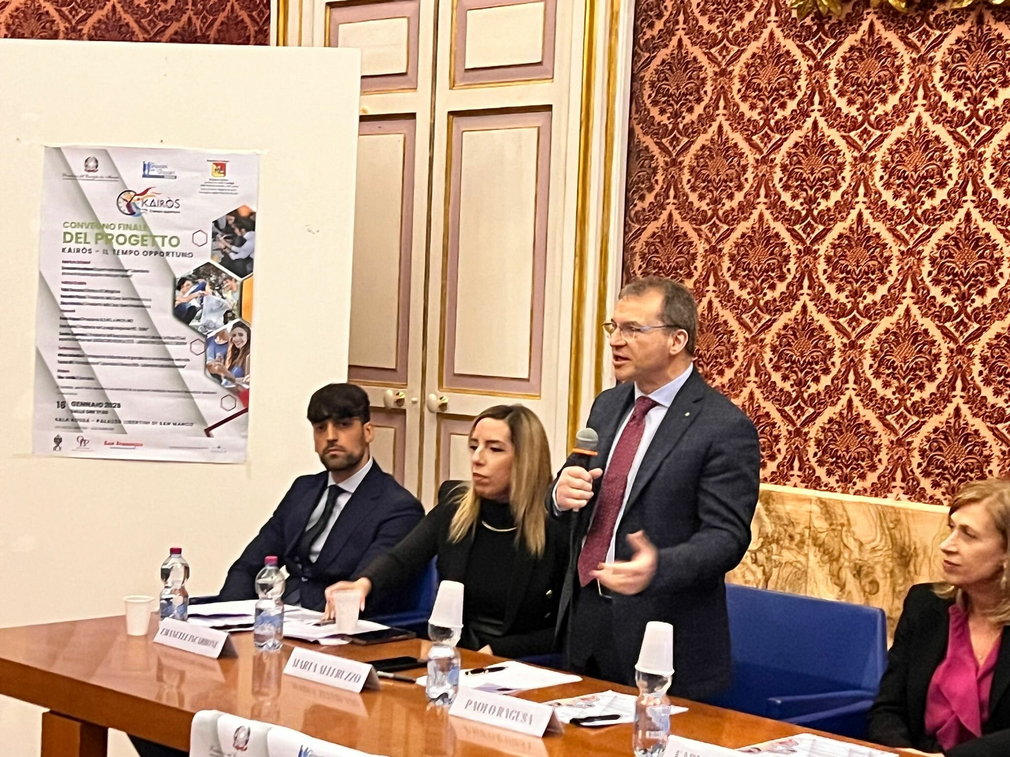 Caltagirone, grande partecipazione al convegno finale del progetto “KAIRÒS – Il tempo opportuno”