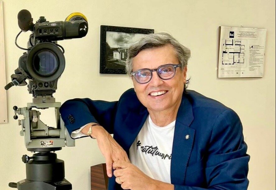 “Dal primo articolo al palco: Salvo La Rosa, una carriera #cututtuucori”