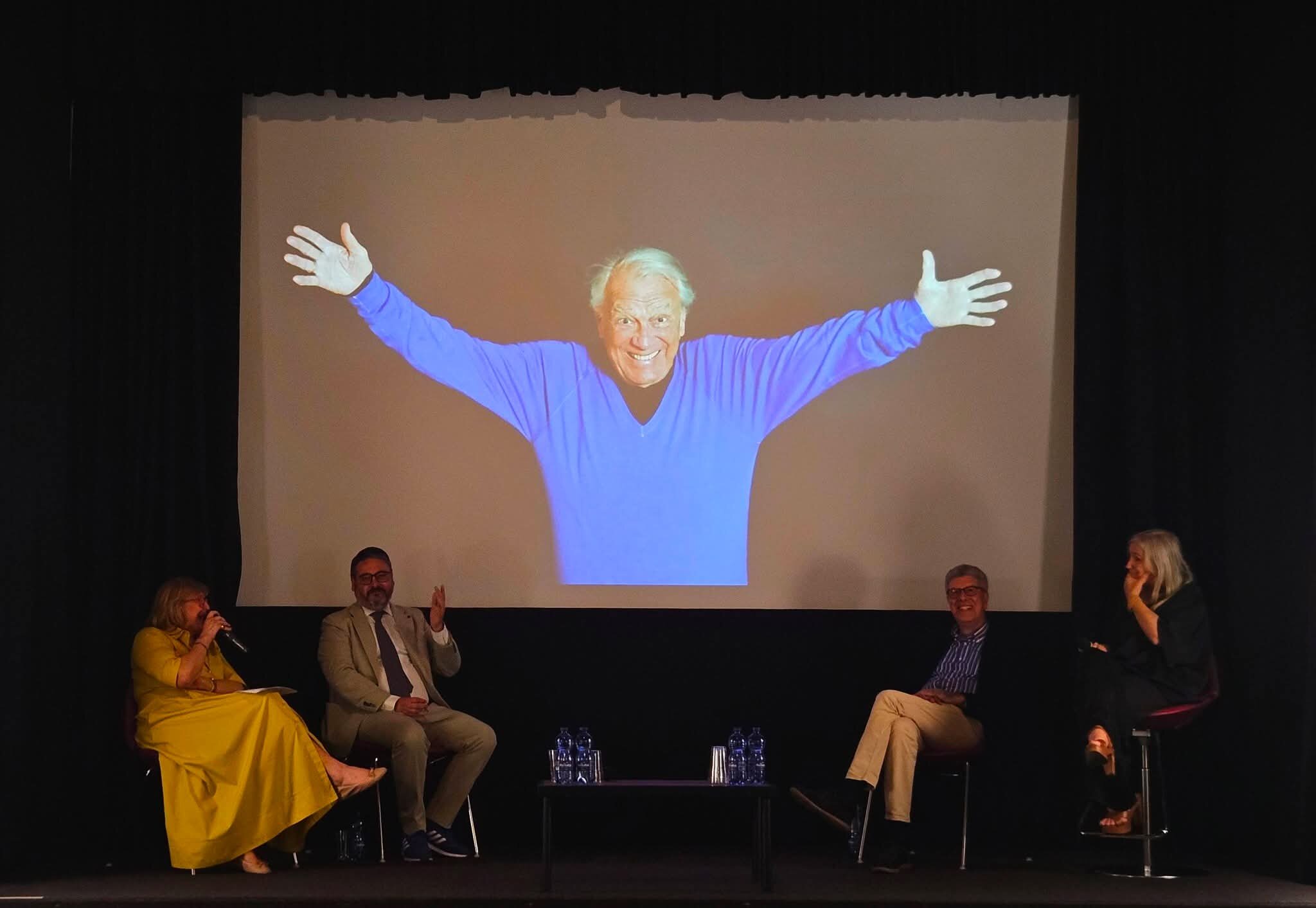 “Le memorie di Giorgio”, la Fondazione Taormina Arte ricorda Albertazzi tra immagini, testimonianze e memoria teatrale