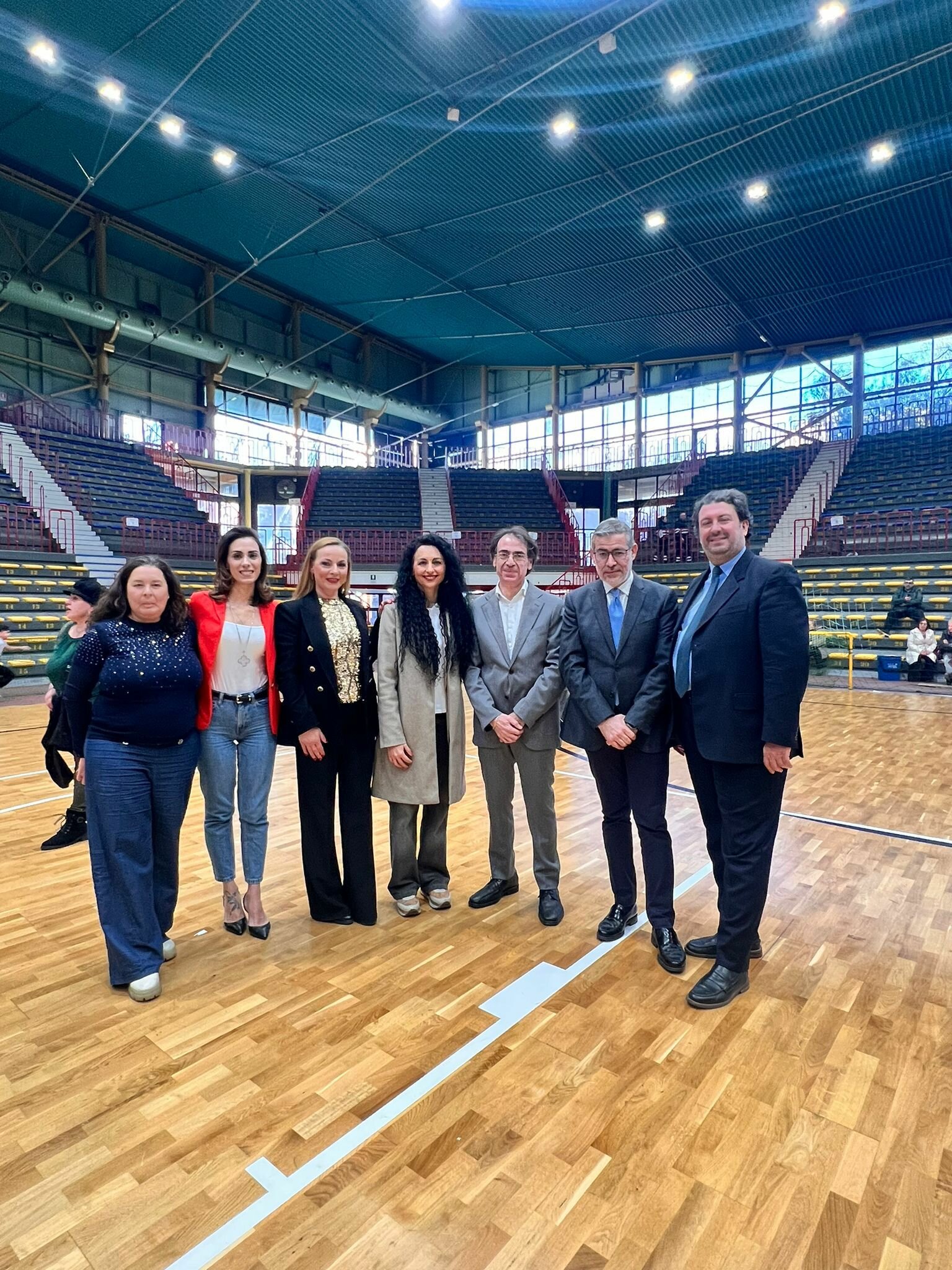 “1000 Mani Unite”, al PalaCatania la solidarietà diventa comunità: oltre mille presenze tra famiglie e bambini