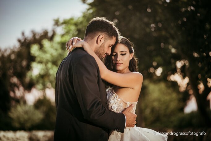 Couple embracing during a luxury Sicilian destination wedding