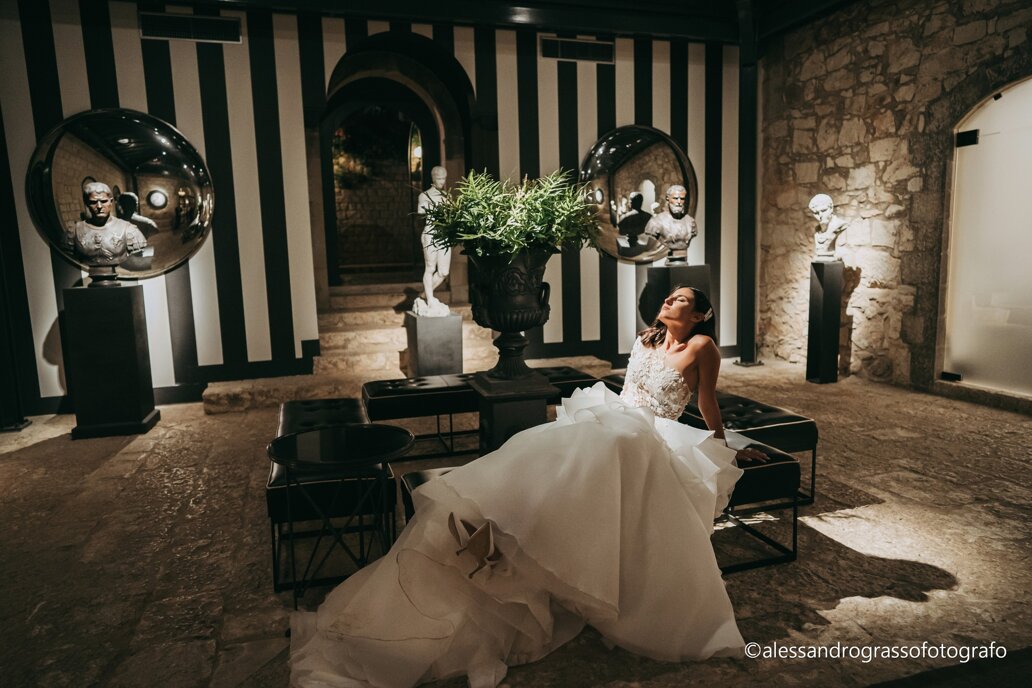 Bride in luxurious Sicilian venue with classic decor