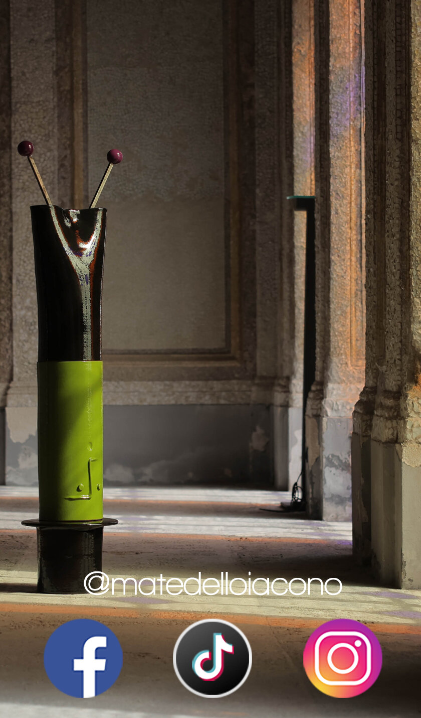 mate in mostra con la sua 