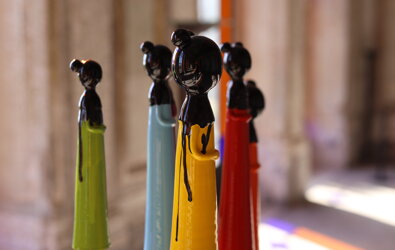 eyJmciI6IlNjdWxwdHVyZXMgY29sb3ImI3hFOTtlcyBlbiBhcmdpbGUgZGFucyB1biBhdGVsaWVyIGQmI3gyNzthcnQifQ==