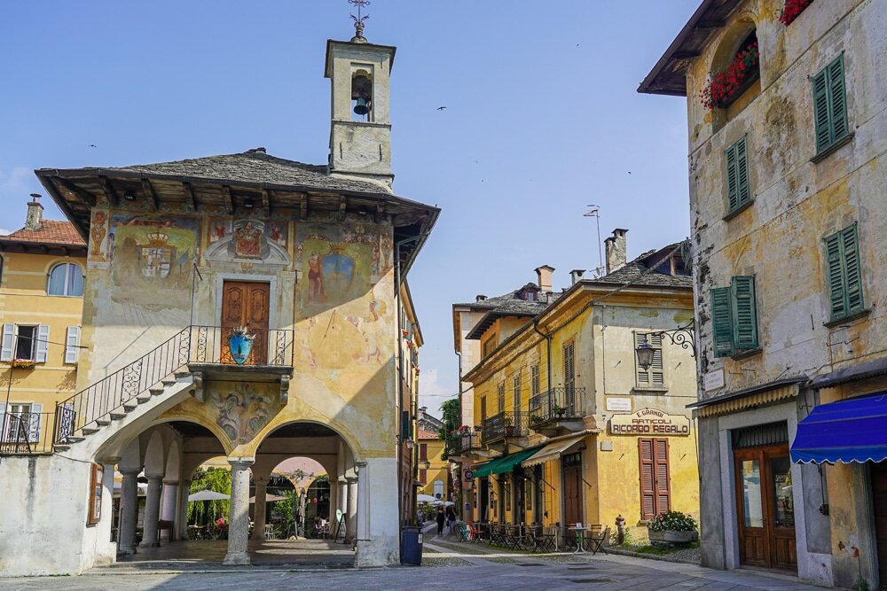 Orta San Giulio: storia e origini di uno dei borghi più belli del Lago d'Orta Orta San Giulio: storia e origini di uno dei borghi più belli del Lago d'Orta