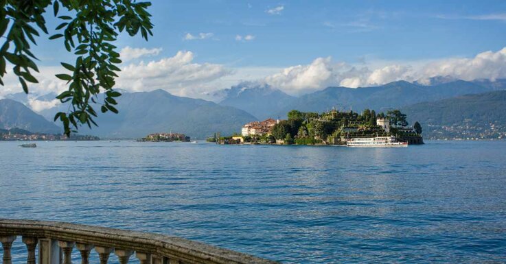 stresa-la-perla-del-lago-maggiore.jpeg