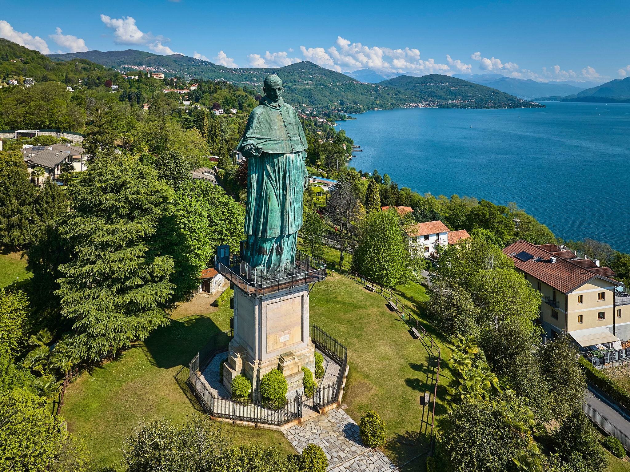San Carlone di Arona San Carlone di Arona
