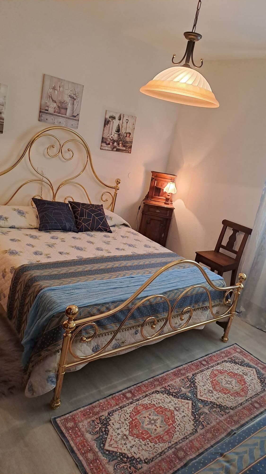 immagine-whatsapp-2025-06-03-ore-07.44.25_b621d655.jpeg Camera matrimoniale della Locazione Turistica La Beccaccia a Baceno