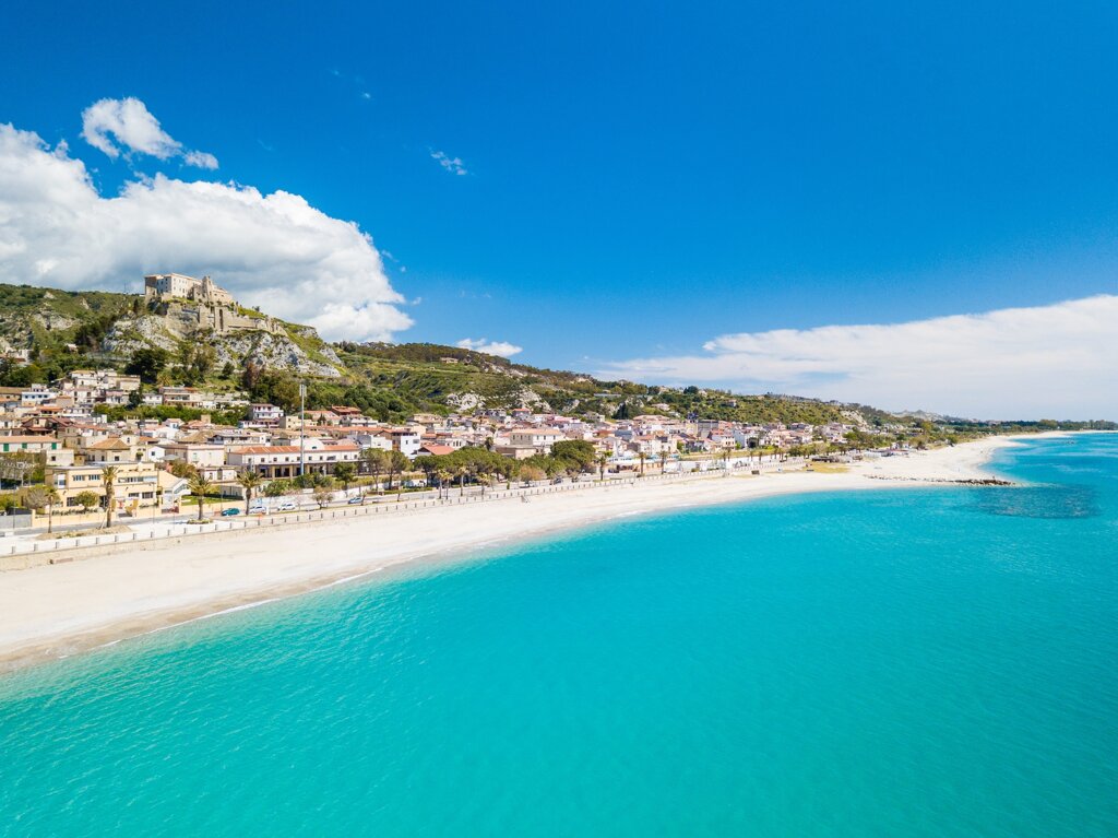 spiaggia_di_roccella_ionica-1600x1199-1.jpeg