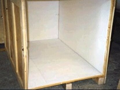 Cassa con protezione interna