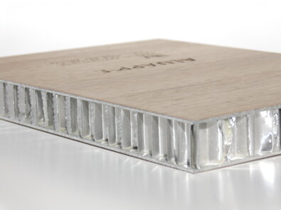 pannello in alveolare di alluminio rivestito con essenza