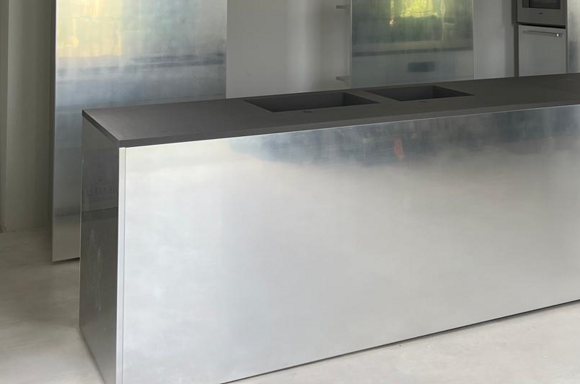 Pannelli con finitura in alluminio in alveolare di alluminio Pannelli con finitura in alluminio in alveolare di alluminio