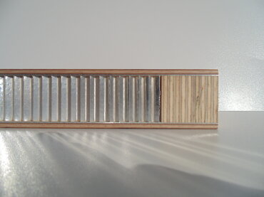 Edge a panel in aluminum honeycomb