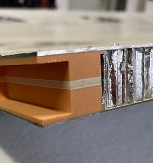 Bordare un pannello di alluminio Bordare un pannello di alluminio