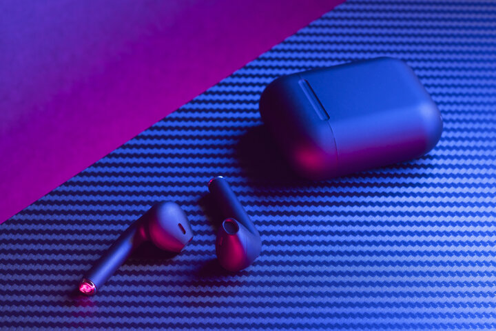wireless-earbuds-with-neon-cyberpunk-style-lighting.jpeg