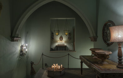 eyJmciI6IlNhbGxlIGQmI3hFOTtjb3JhdGl2ZSBhdmVjIGJvdWdpZXMgZXQgJiN4RTk7Y2xhaXJhZ2UgZG91eCJ9