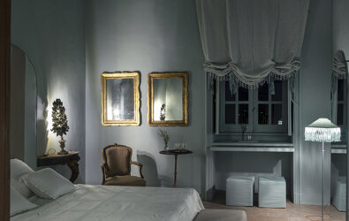 eyJmciI6IkNoYW1icmUgJiN4RTk7bCYjeEU5O2dhbnRlIGF2ZWMgZCYjeEU5O2NvcmF0aW9uIGNsYXNzaXF1ZSBldCBsdW1pJiN4RTg7cmUgZG91Y2UifQ==