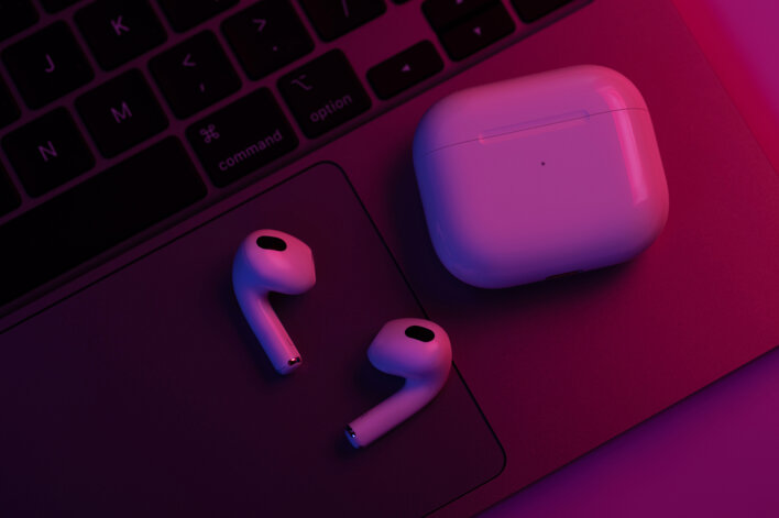 kyiv-ukraine-2021-11-21-new-apple-airpods-3-neon-color-background.jpeg