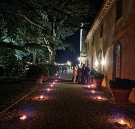 Wedding shuttle service Wedding shuttle service