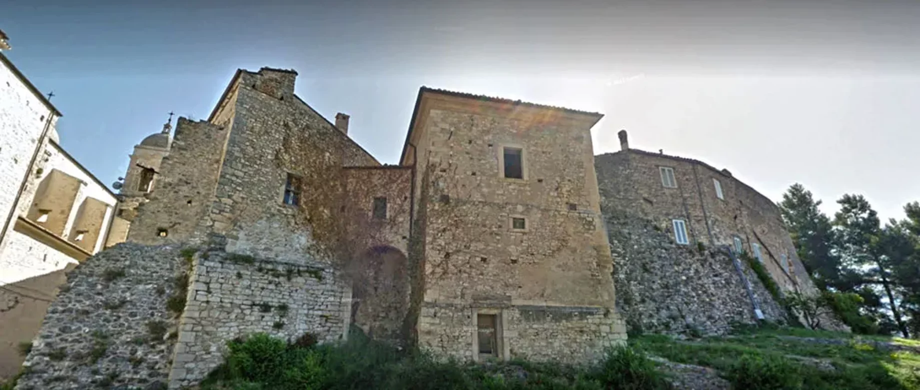 castello-farnese-san-valentino-in-abruzzo-citeriore