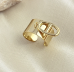 anello-minimal-con-ciondolo-geometrico-in-acciaio-inossidabile