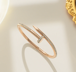 bracciale-a-forma-di-chiodo-in-acciaio-inossidabile-tre-colori