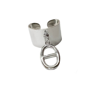 anello-minimal-con-ciondolo-geometrico-in-acciaio-inossidabile