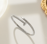 bracciale-a-forma-di-chiodo-in-acciaio-inossidabile-tre-colori