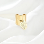 anello-minimal-in-acciaio-con-ciondolo-foglia