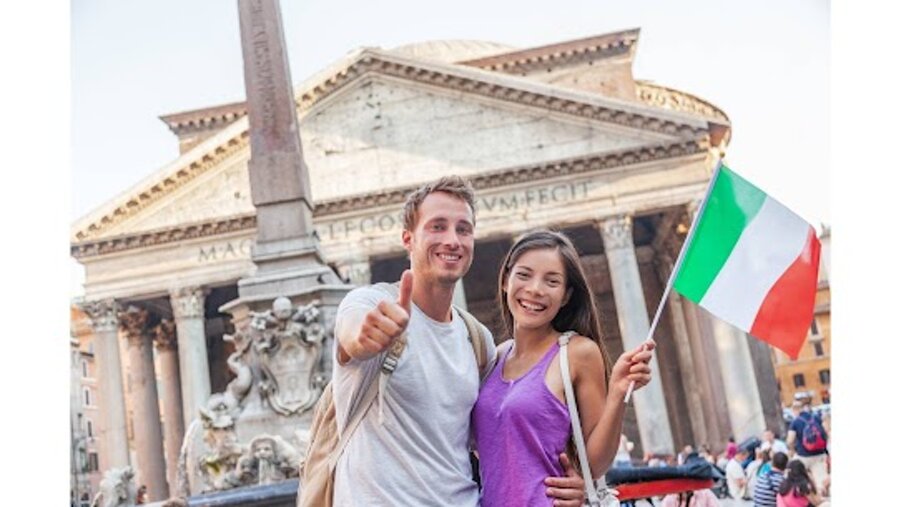 foreigneirs in italy.jpeg foreigneirs in italy.jpeg