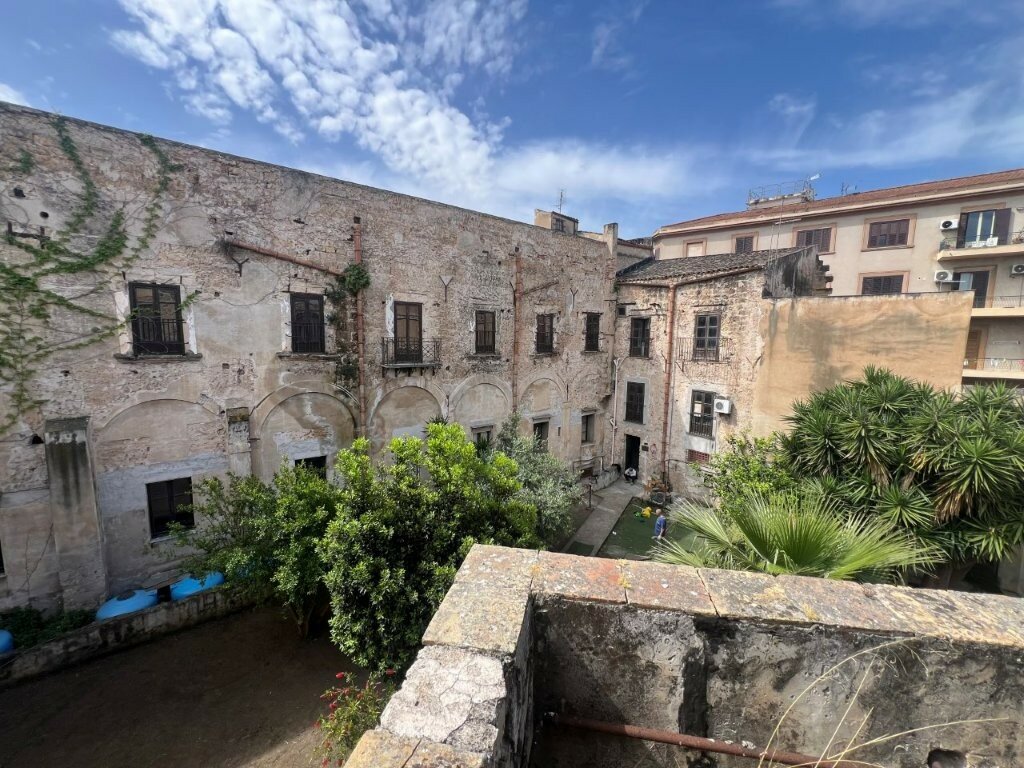 Ballarò, l’ex Reclusorio Femminile torna al centro della città: avviato un percorso di rigenerazione sociale e culturale Ballarò, l’ex Reclusorio Femminile torna al centro della città: avviato un percorso di rigenerazione sociale e culturale