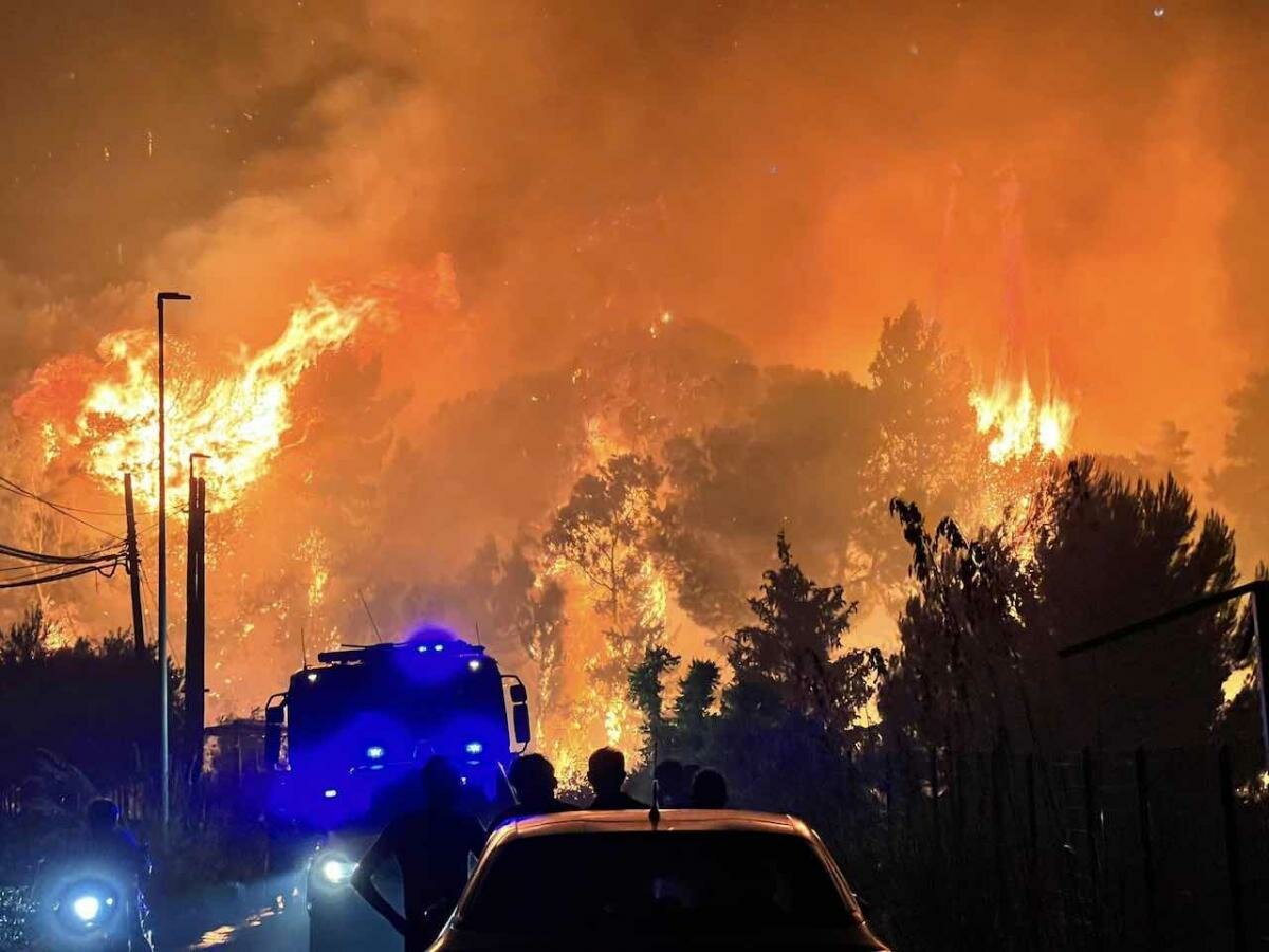 Incendi, la denuncia sulle autobotti ferme da mesi a Polizzi Generosa inchioda il governo Schifani